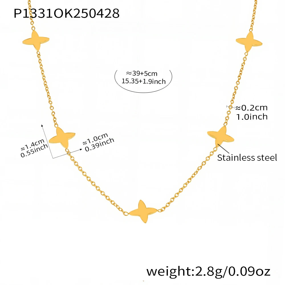 Choker Shiny Round Zircon Star Pendant.