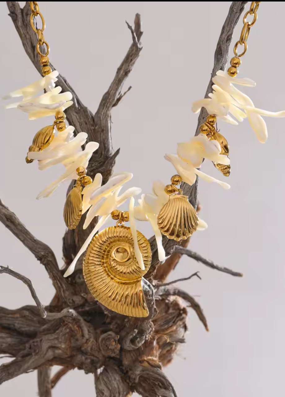 STARFISH DROP NECKLACE