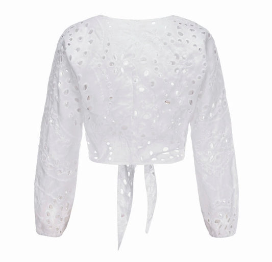 Short white bow shirt