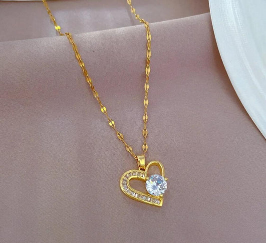 ZIRCON HEART NECKLACE