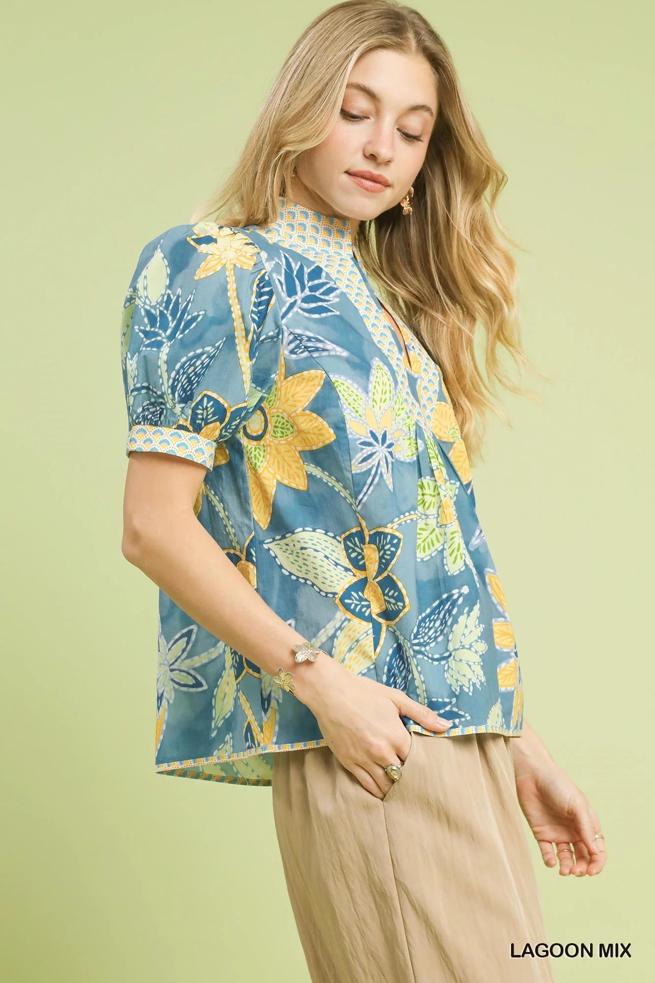 Mixed Abstract Print Puff Sleeve Blouse