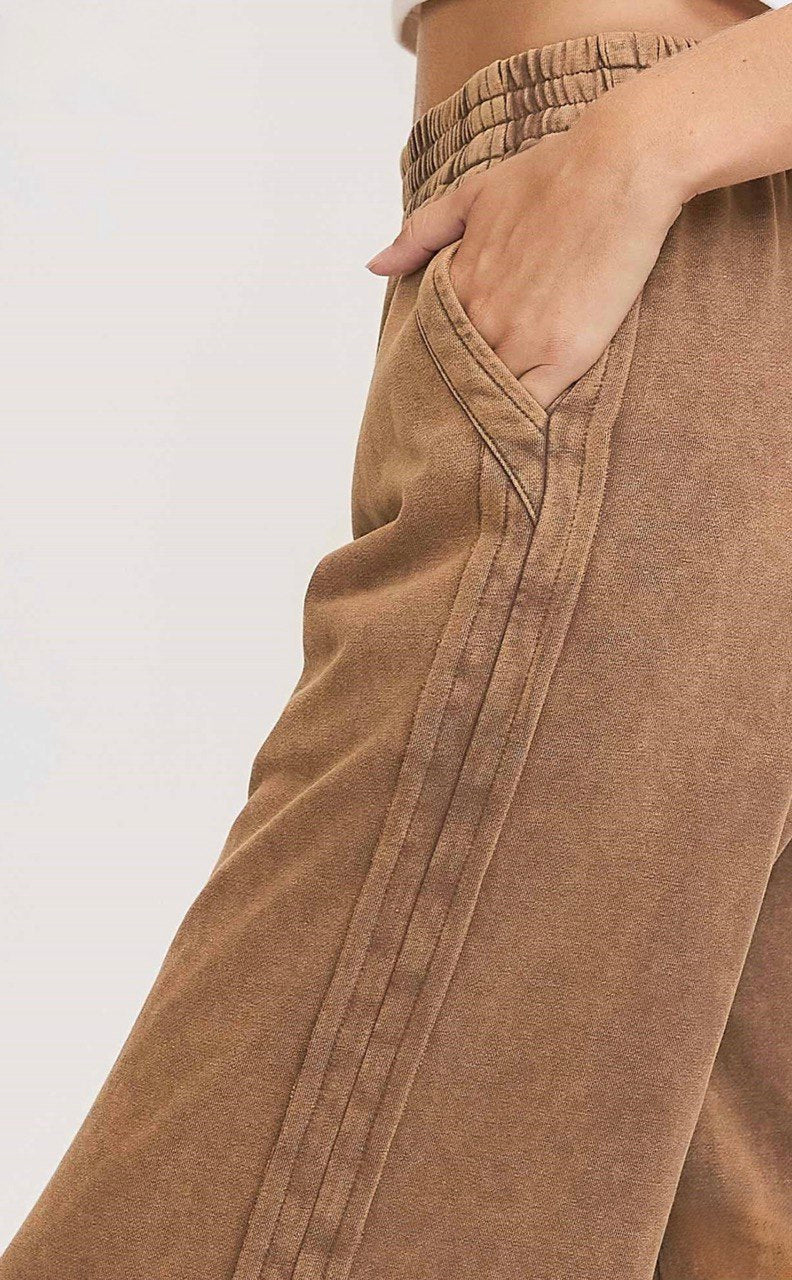 MINERAL Washed Wide-Leg French Terry Pants