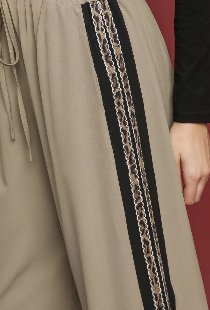 SAFARI Statement Wide-Leg Pant