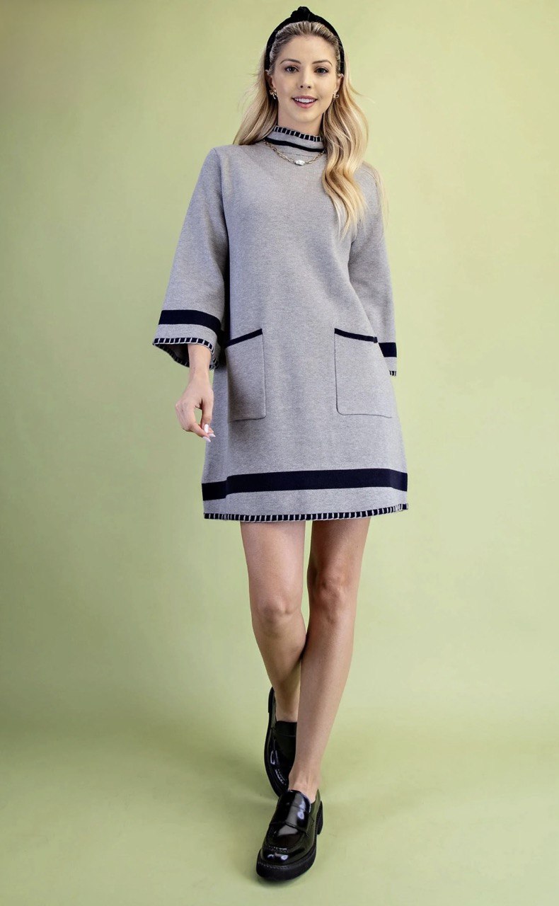 THE MOCK NECK Color-Block Sweater Dress