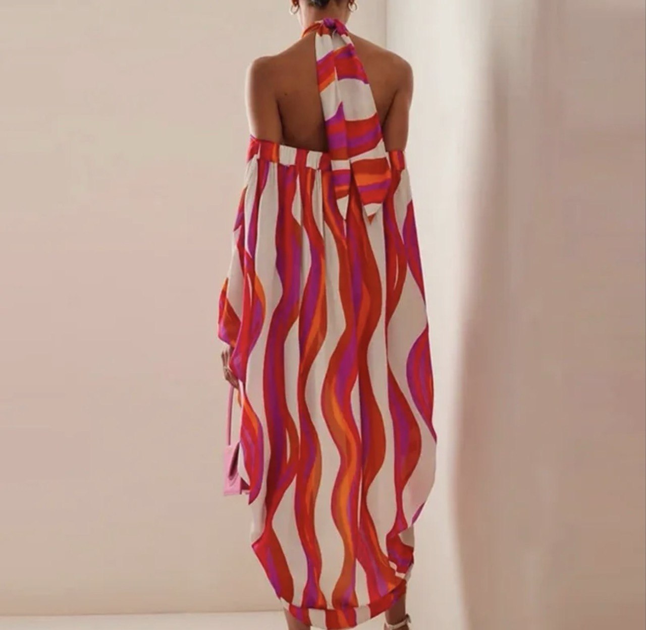 Vibrant Wave' Color Block Swimsuit - Plunge Halter & Flowy Cover Up