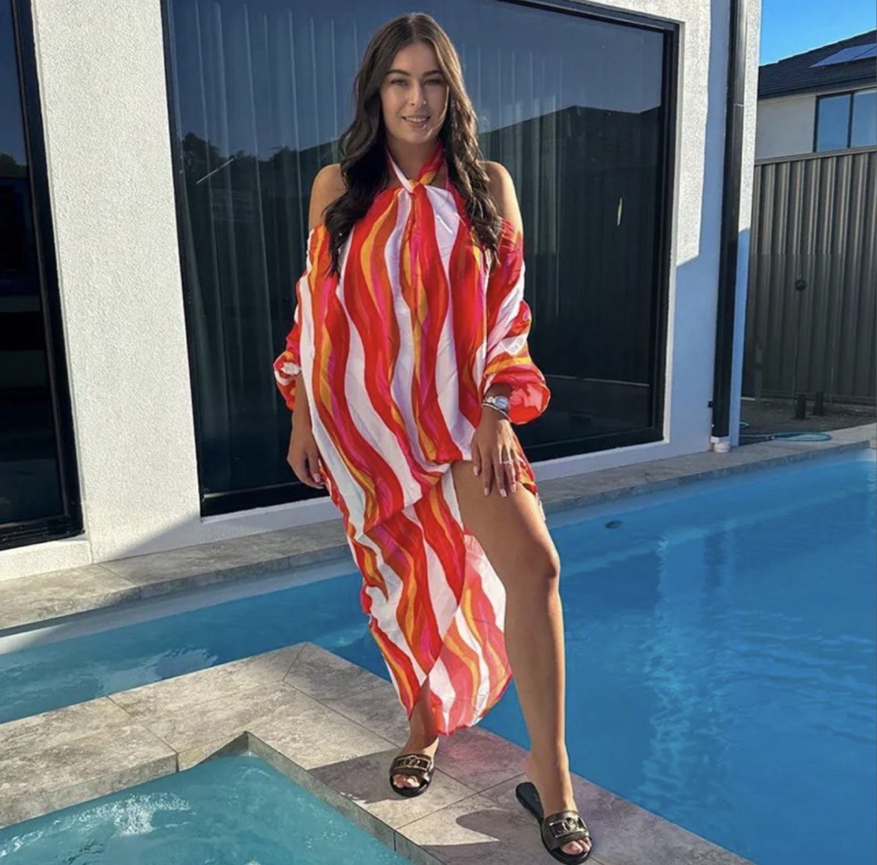 Vibrant Wave' Color Block Swimsuit - Plunge Halter & Flowy Cover Up